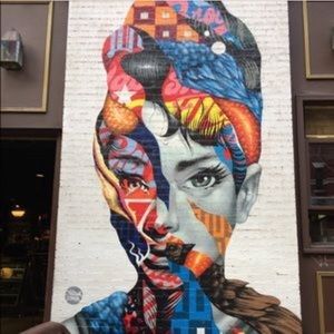 Meet your Posher, Amra